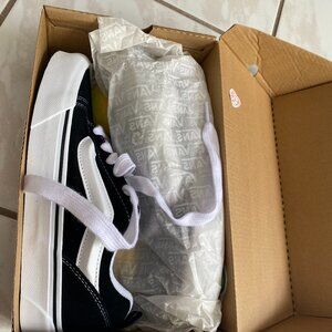 Vans Men 5/Women 6.5 Black white